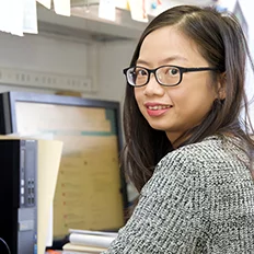 Head shot of Anna Huang 